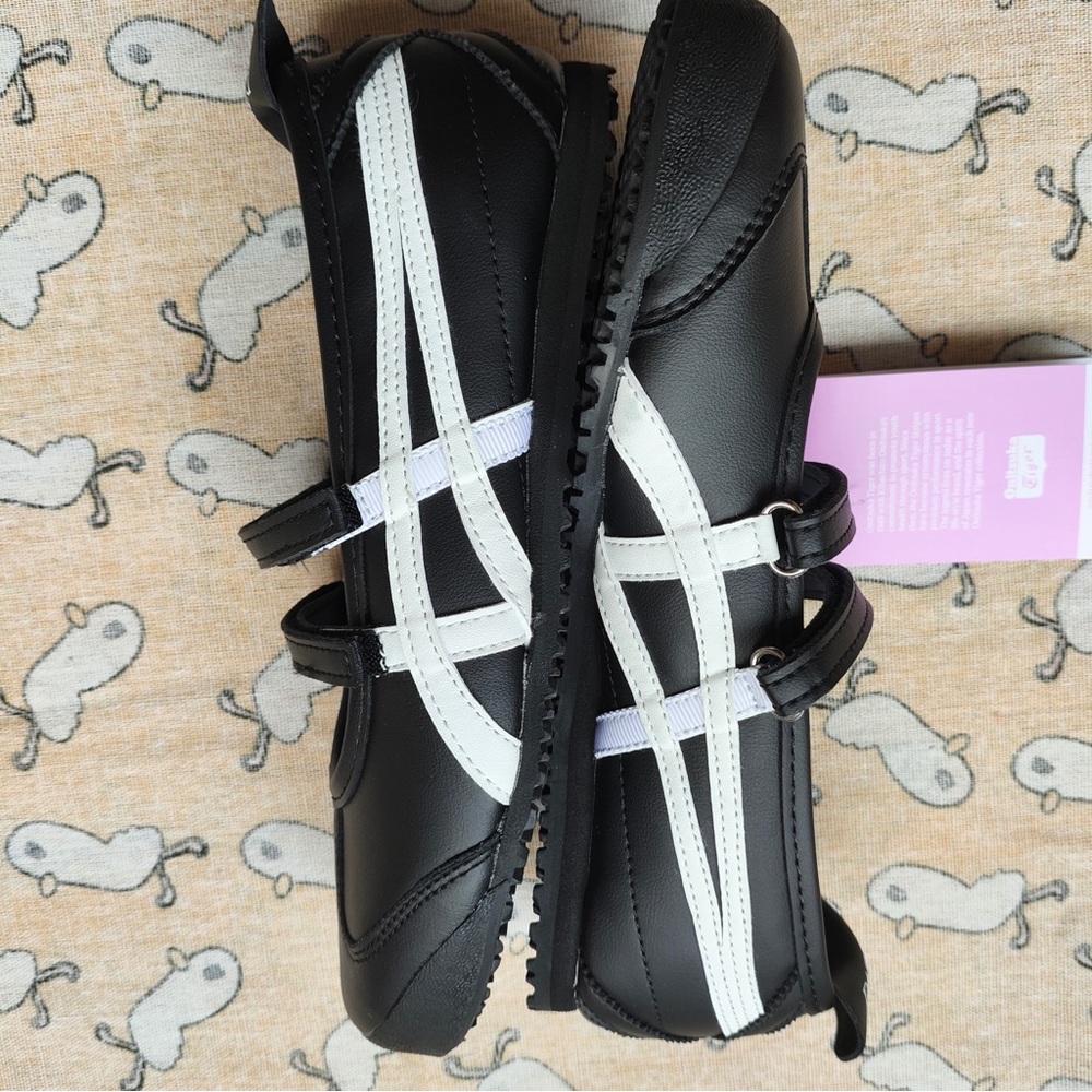 Onitsuka Tiger Black Mary-Jane Flats with White Side Stripes - Picture 5 of 6